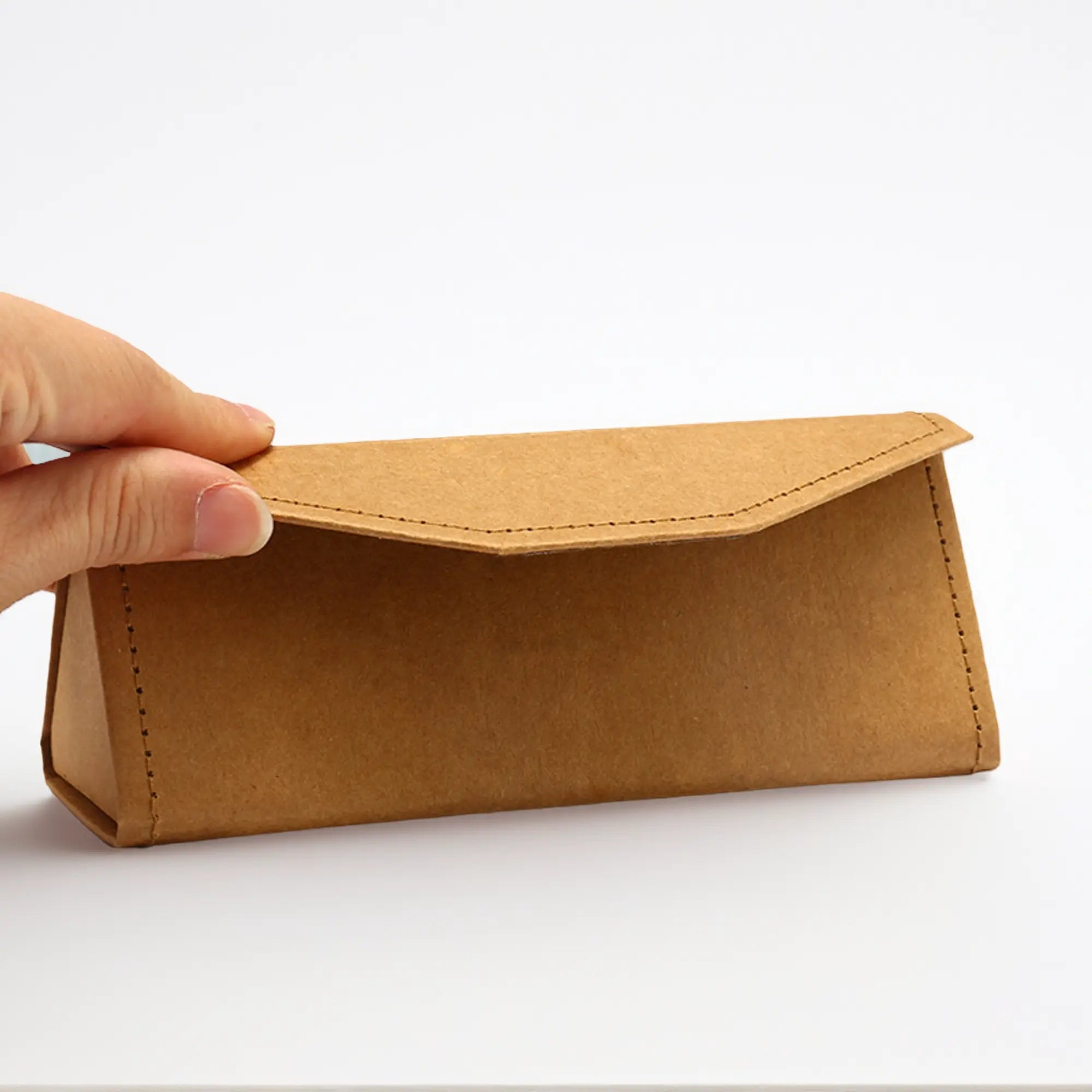 Portable eco-friendly kraft paper glasses case opening magnetic lid by hand